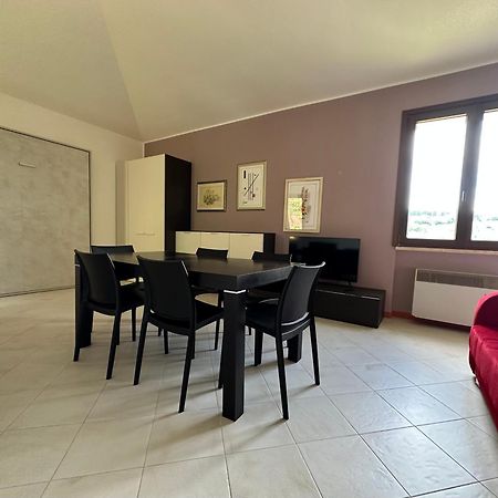 Villino Con Piscina Villa แตร์นี ภายนอก รูปภาพ