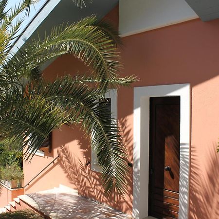 Villino Con Piscina Villa แตร์นี ภายนอก รูปภาพ