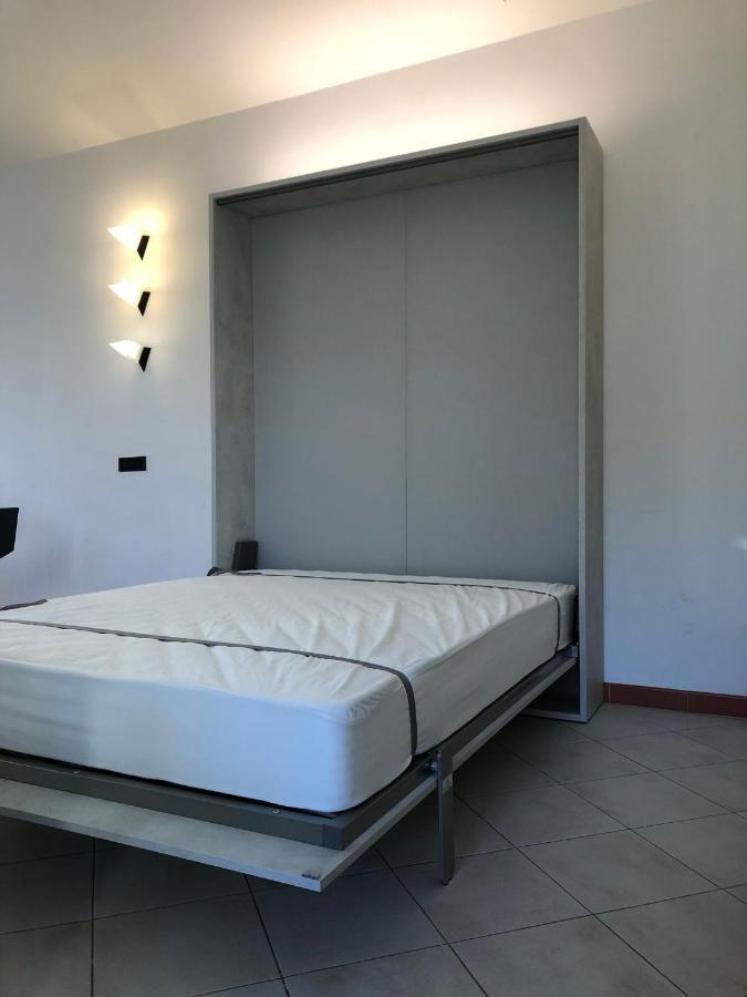 Villino Con Piscina Villa แตร์นี ภายนอก รูปภาพ