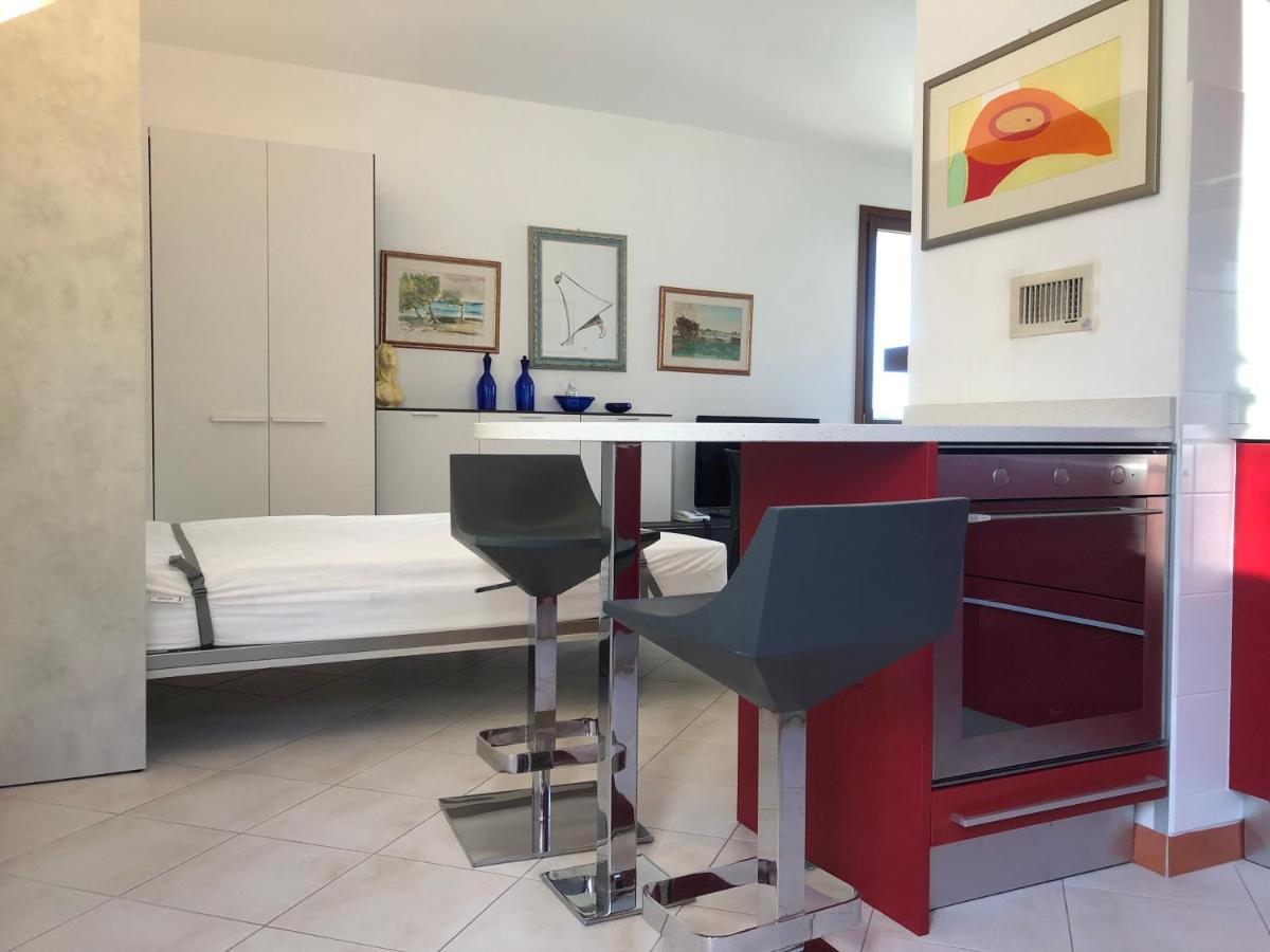 Villino Con Piscina Villa แตร์นี ภายนอก รูปภาพ